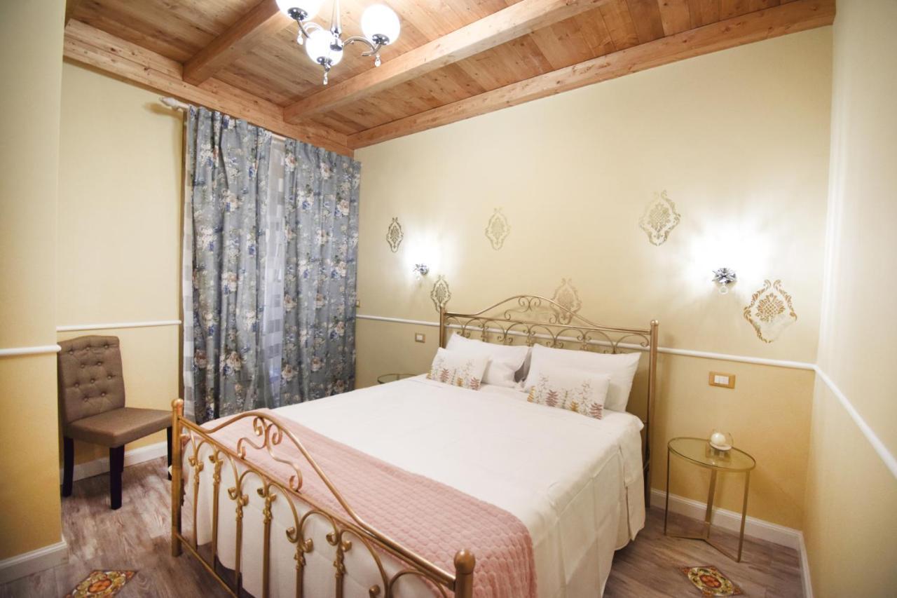 Luxury Apartment Via Genova パレルモ エクステリア 写真
