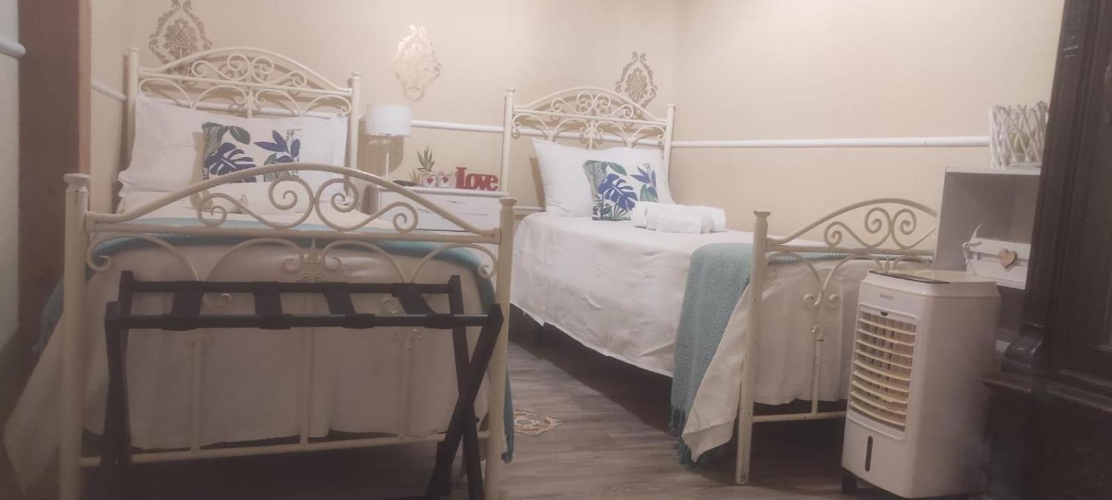 Luxury Apartment Via Genova パレルモ エクステリア 写真