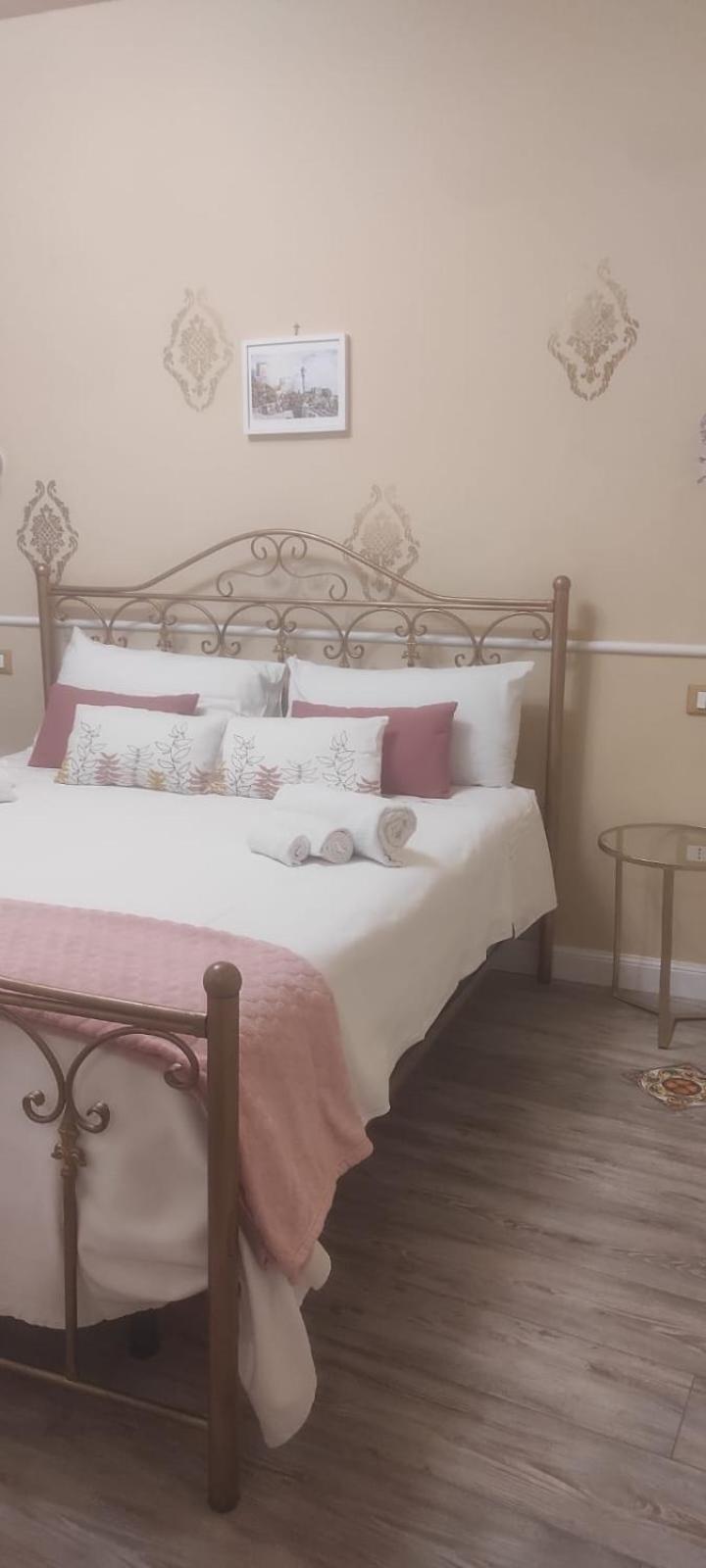 Luxury Apartment Via Genova パレルモ エクステリア 写真